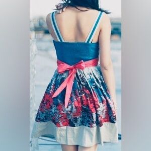 Kimchi Blue Urban Outfitters Dress Size Medium Blue gray & pink Print Straps Tie